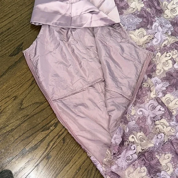 NWT Ruffle Detail Purple Lavender Lace Appliqué Off Shoulder Formal Dresss 24W - Picture 8 of 9